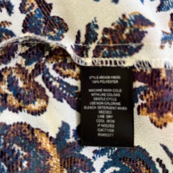 Sanctuary Long Sleeve Hidden Button Closure Blouse Size Large Office Career - Picture 6 of 9